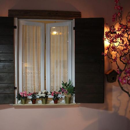 Appartamento Balcone Fiorito Fonzolo ภายนอก รูปภาพ