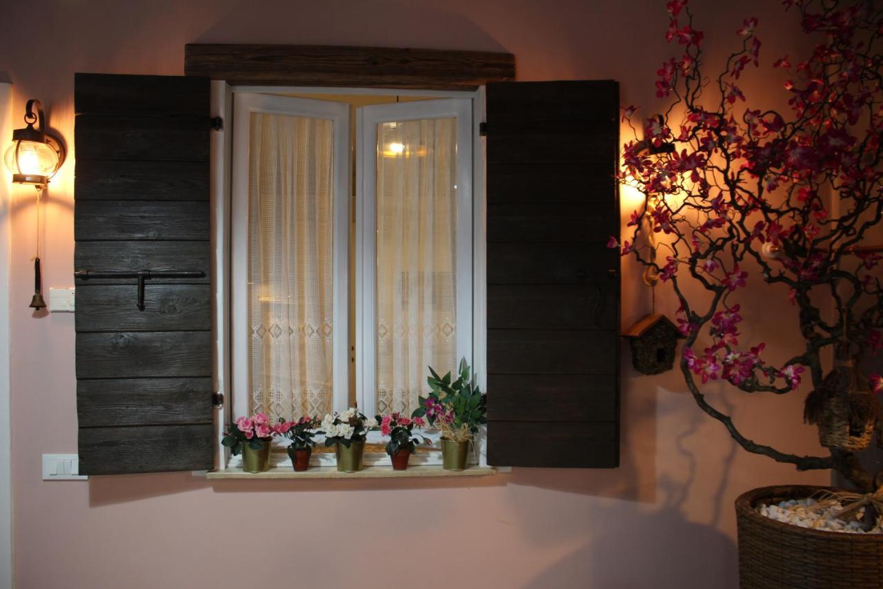 Appartamento Balcone Fiorito Fonzolo ภายนอก รูปภาพ